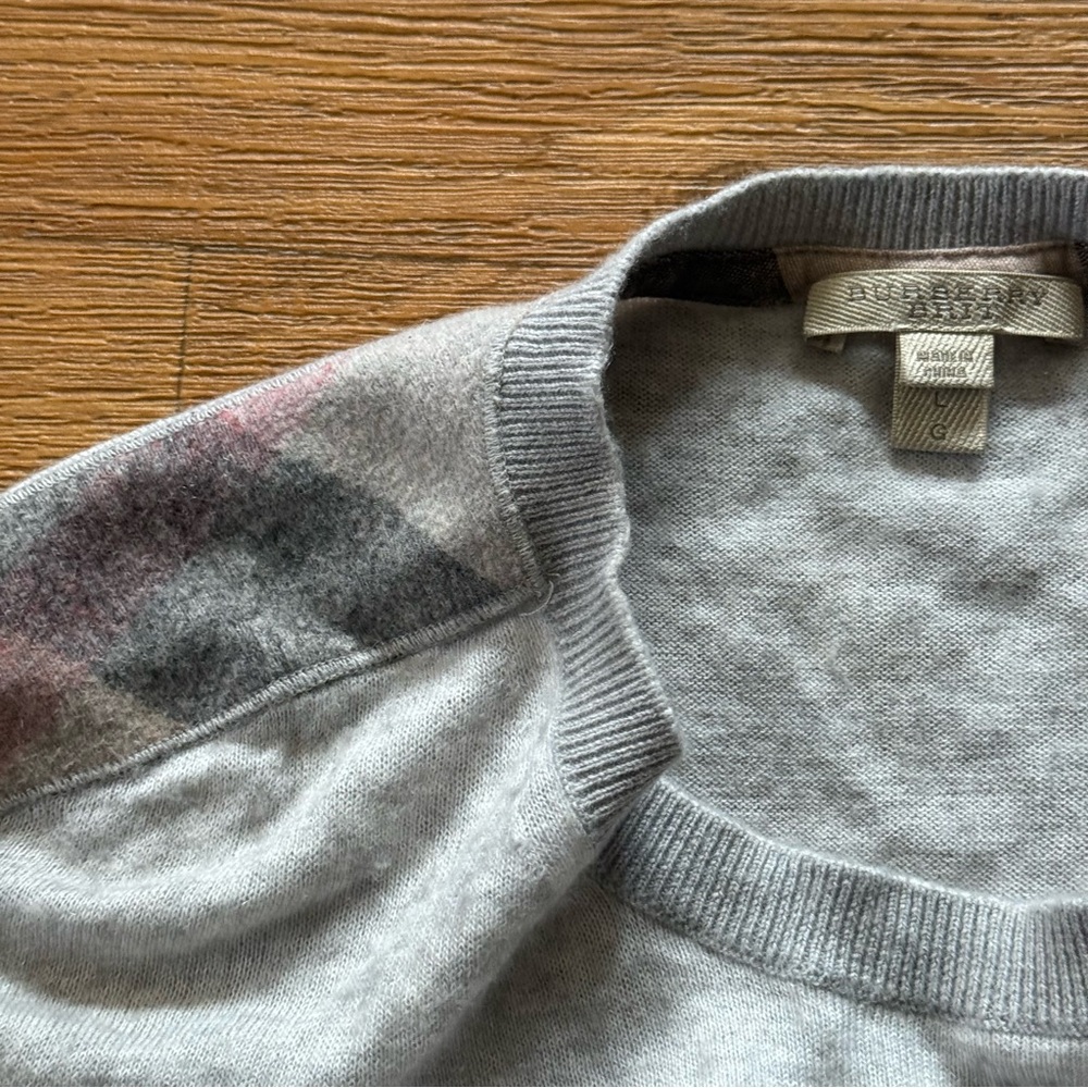 Burberry Light Gray Crewneck Sweater